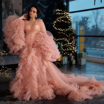 Blush Pink Motinystės Prom Dresses Matyti Per Vakarinę Suknelę Užsakymą Iliuzija Ruffles Pakopų Fotografijos Įžymybė Šalis Suknelė